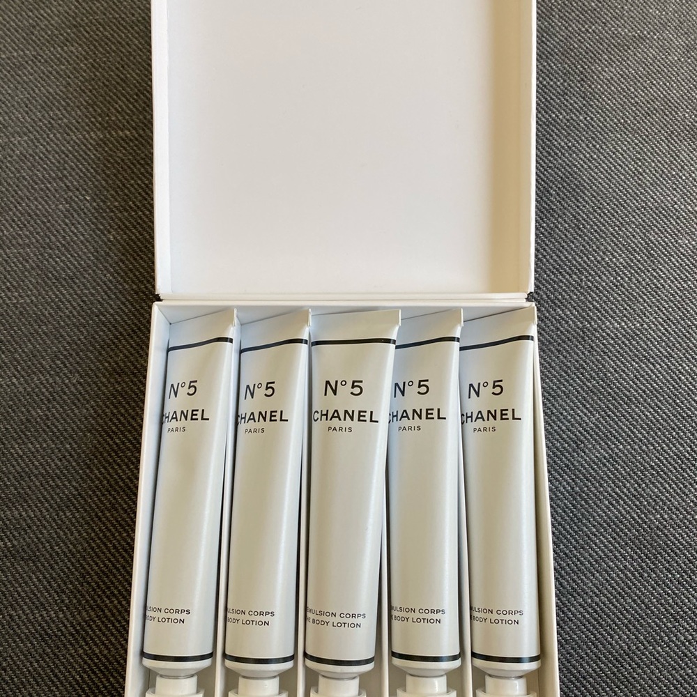 Chanel N°5 Body lotion